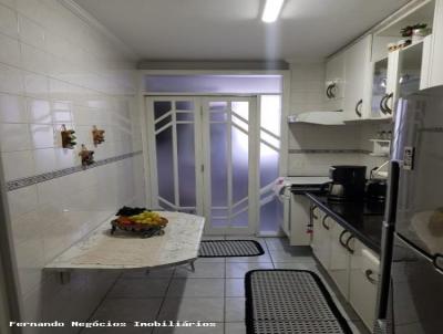 Apartamento para Venda, em Suzano, bairro Conjunto Residencial Iraí, 3 dormitórios, 1 banheiro, 1 vaga